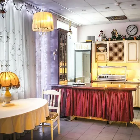 Art Salon Pushkin شقة